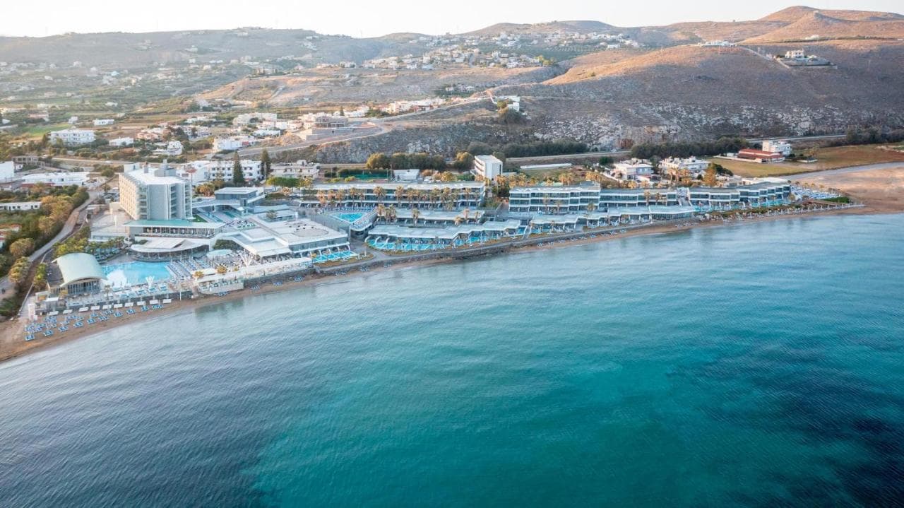 Arina Beach Resort main view