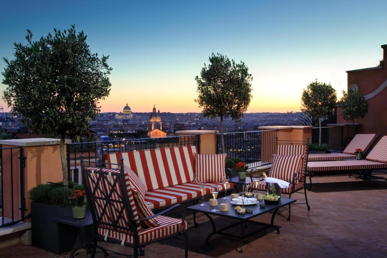 Rocco Forte Hotel De La Ville main view
