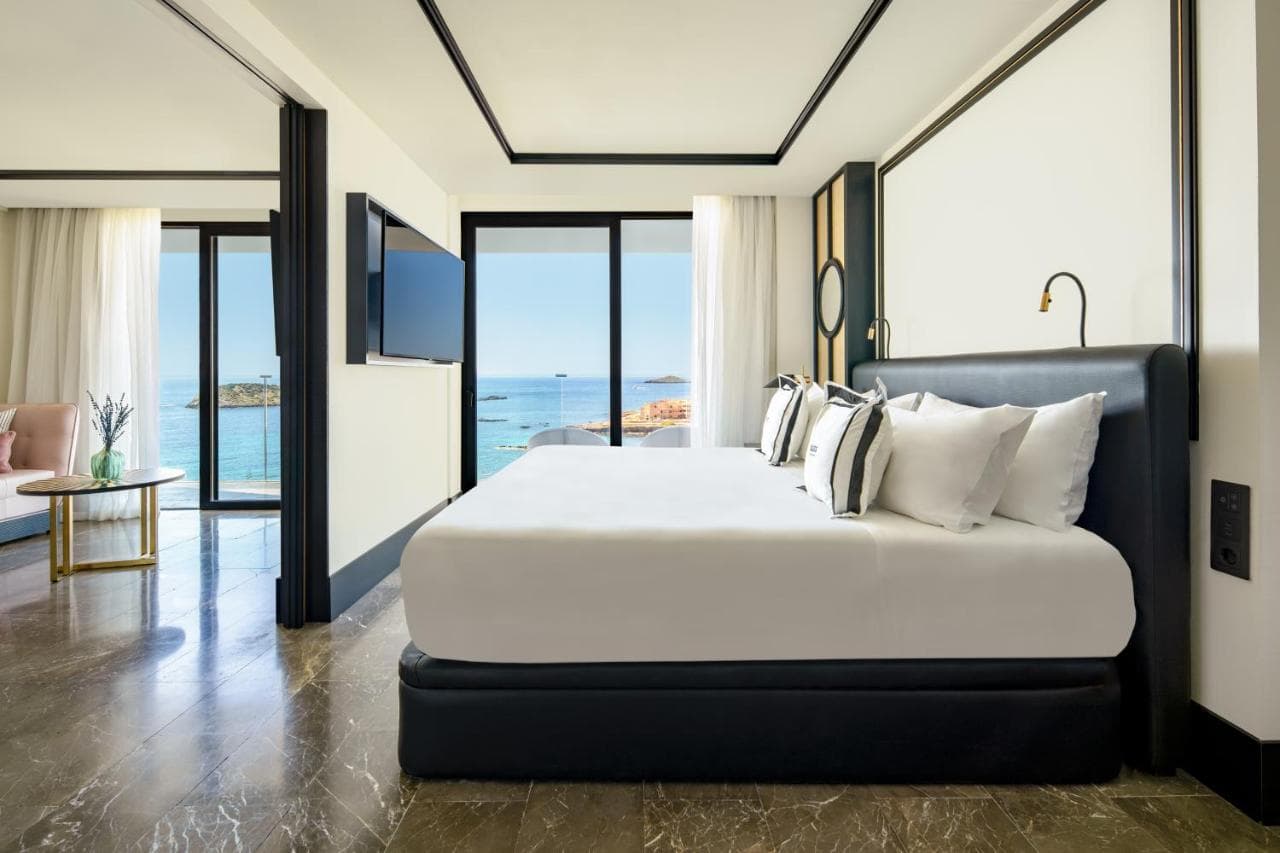 BLESS Ibiza Cala Nova - The Leading Hotels of the World – billede 2